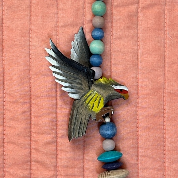 Vintage Unique Wooden Beaded Necklace With A Hand Carved & Painted Bird - Picture 14 of 14